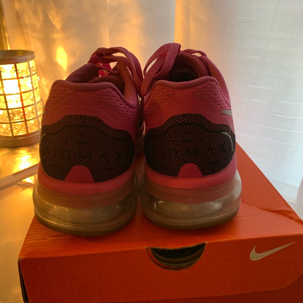 Nike Shocks Sneakers
